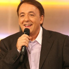 Andreas Mikroutsikos吉他谱