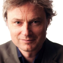 Simon Toyne