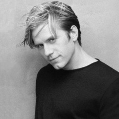 Aaron Benward吉他谱