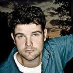 Lathan Moore吉他谱