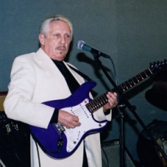 Jerry Cole吉他谱