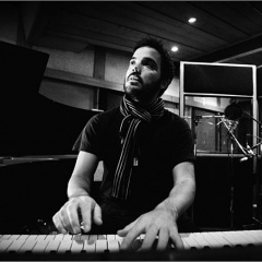 Juan Zelada吉他谱