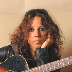 Linda Perry吉他谱