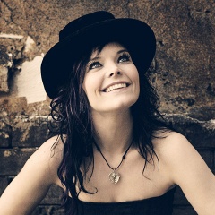 Anette Olzon吉他谱
