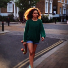 Izzy Bizu