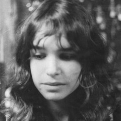 Kath Bloom