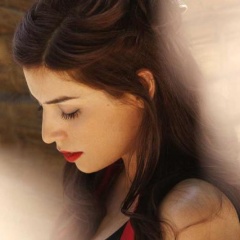 Costanza Francavilla吉他谱