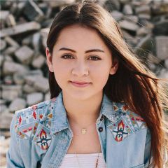 Jasmine Thompson