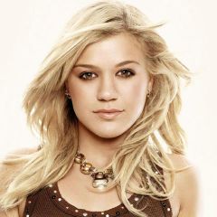 Kelly Clarkson