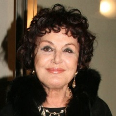 Smaroula Giouli