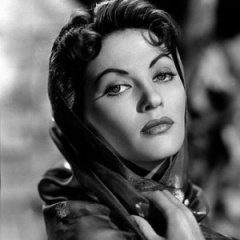 Yvonne De Carlo吉他谱