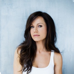 Cyndi Thomson吉他谱