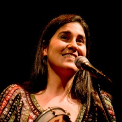 Mônica Salmaso吉他谱