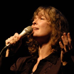 Karen Young吉他谱