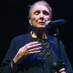 Maria Dolores