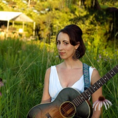 Katie Powderly吉他谱