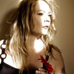 Gina Jacobi吉他谱