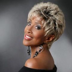 Cynthia Holiday吉他谱