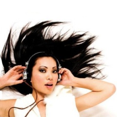 <b>Om Lounge</b>吉他谱