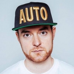 Autoerotique吉他谱