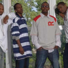 Public Announcement吉他谱