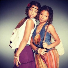 Chloe & Halle