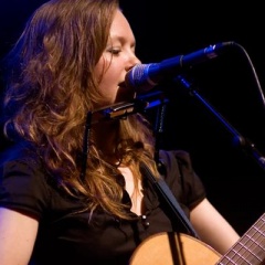 Emily Barker & The Red Clay Halo吉他谱