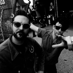 Low Cut Connie